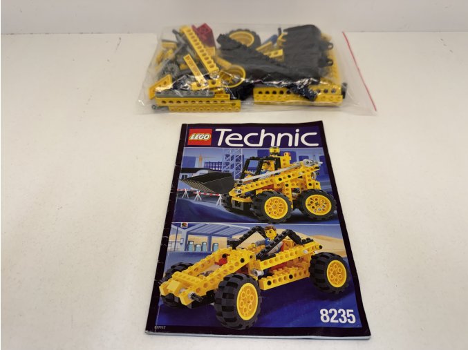 LEGO 8235 Technic - Front End Loader