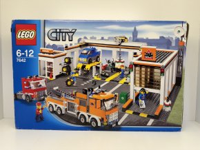 LEGO 7642 CITY - Autoservis