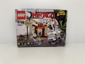 LEGO 70607 NINJAGO - Honička po City