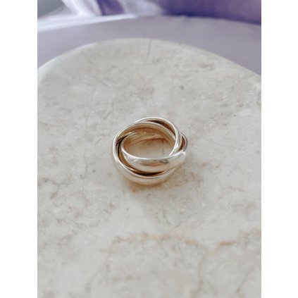 a48e4cf9 4314 4f9d bd4d f2e51a77a963