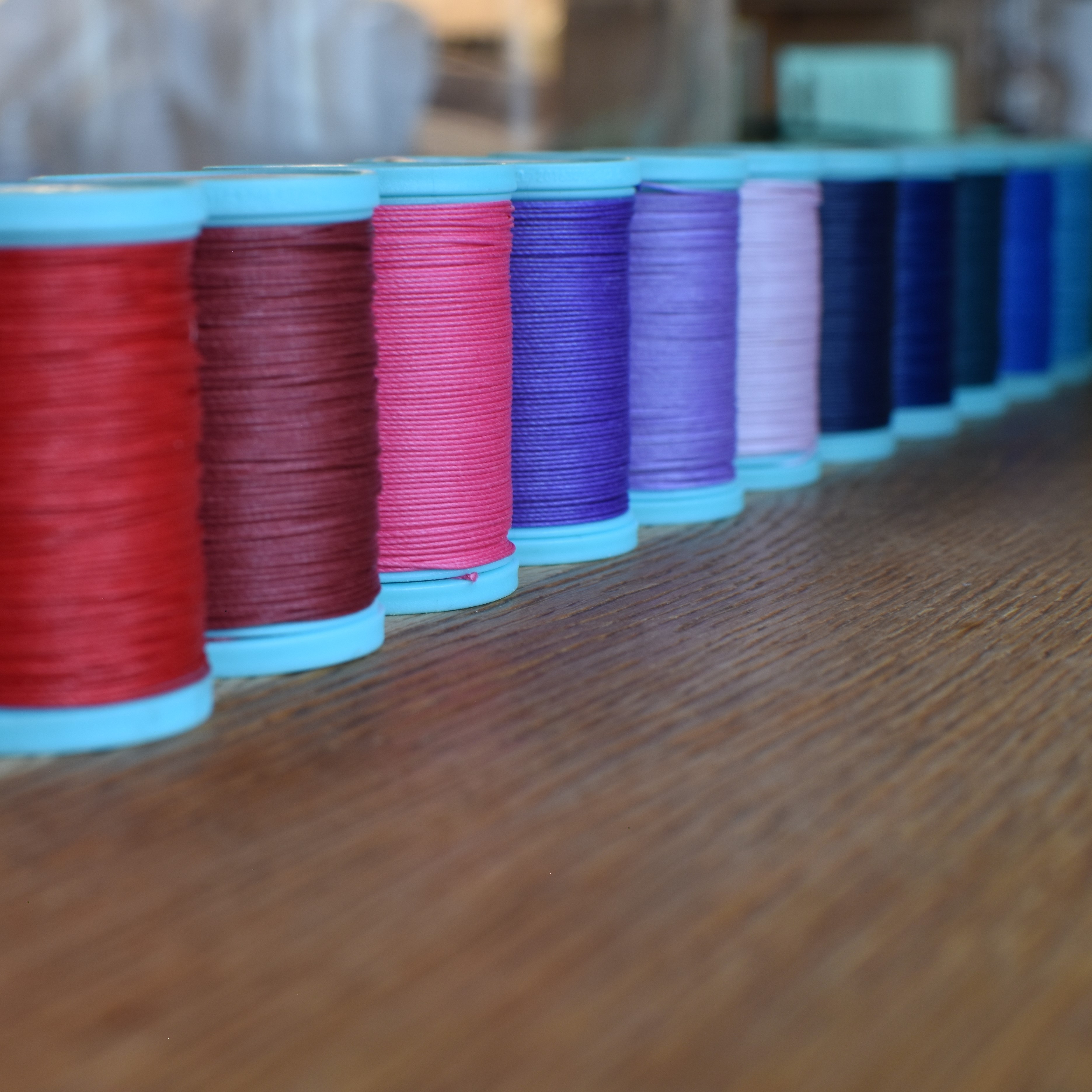 Lněné voskované nitě