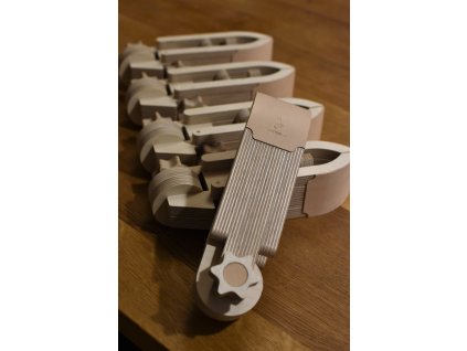 Sedlářský koník / Stitching pony