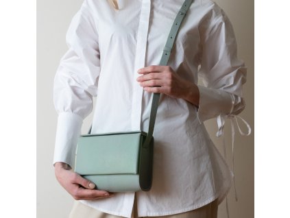 lu leather utilites kabelka ctverec 5