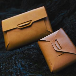 Duet model PS➕XX #leatherywork #vyrobenovcesku #minimalismus #leatherbag #kozenedoplnky #wallet #naturalcolors...