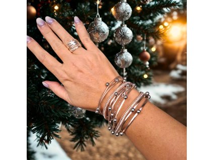 d0afccf0 4830 41cd a72a ae6a4d3894f7