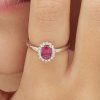 Prsten Brosway Fancy Passion Ruby FPR75 (Velikost 50)