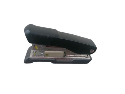 Zošívačka kovová 20 listov čierna