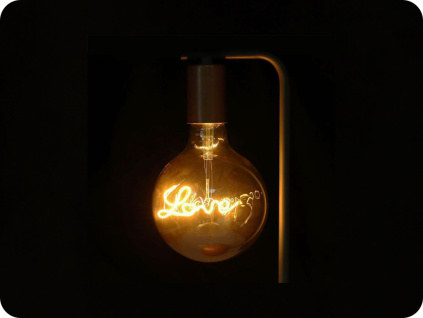 E27 LED Filament LOVE žiarovka 5W (70Lm), G125, 2200K