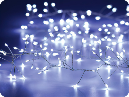 LED dekoračná reťaz cluster 2.5m, 50LED, 3xAA, studená biela, bez funkcií, strieborná [X01502117]