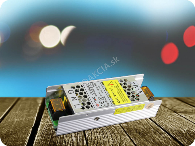 KOVOVÝ NAPÁJACÍ ADAPTÉR PRE LED PÁSIKY 60W/ 5A