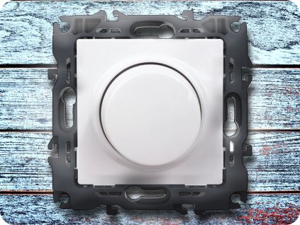 Dimmer za LED 200-250V s poklopcem [1000115201]