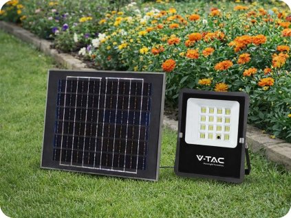 LED solarni reflektor 6,7W sa solarnim panelom 12W