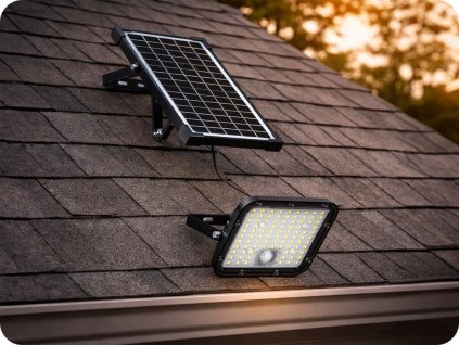 SOLARNI LED REFLEKTOR S SOLARNIM PANELOM 30W, 4800LM, IP65, 6000MAH