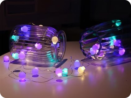 SOLIGHT LED BOŽIČKA VERIŽICA, BARVNE KROGLICE, 40x LED, 4m, 2xAA [1V274]