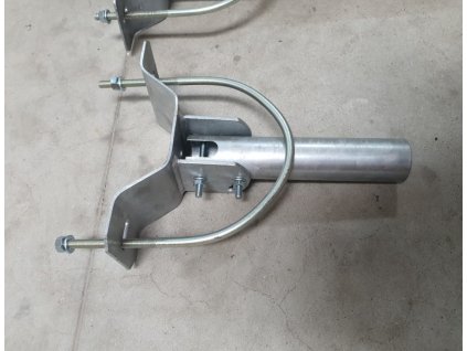Wysięgnik masztowy, regulowany kąt, 300mm + przyłącze. materiał, średnica 60mm, ocynkowany (SLBN-300,60)