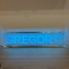 LED plexi menovka Griffin “Vlastný text” – 45x10cm