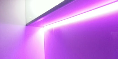 Soukromý byt - osvětlení kuchyňské linky a barového pultu, Praha