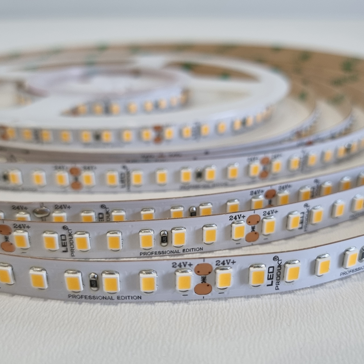 LEDprodukt 5m PROFI LED pásik 160LED/m SMD2835 14,4W/m teplá biela IP20 24V - vysokosvietivý