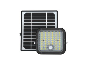 Napelemes LED-reflektor, 4.5W, mozgásérzékelővel, távirányítással