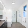 133689 4 bile stropni led svitidlo s pohybovym cidlem zenon kulate 220mm 18w ip54 cct