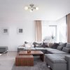 135162 2 chromove stropni svitidlo connor pro zarovku 3x e14