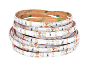 Bandă LED 4,8W/m 12V cu protecție IP54