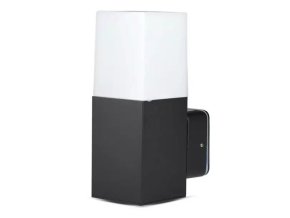 lumina unghiulara de fatada