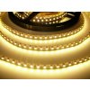Bandă LED extra lungă 9,6W/m 24V fără protecție IP20 până la 15m dintr-o bucată (Culoare lumină alb cald)