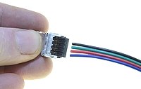 Názorne použitie spojovacieho konektora pre LED pásik