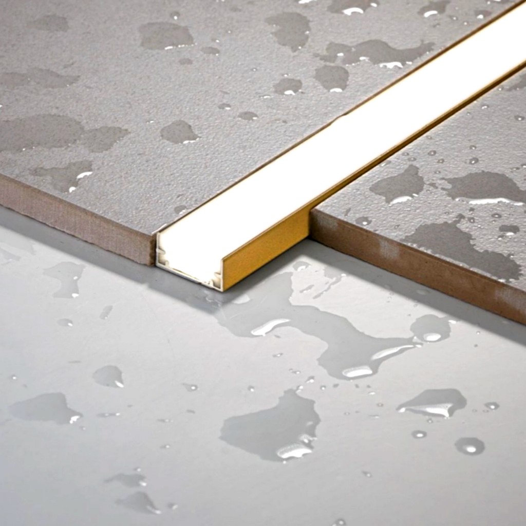 vode-odolna-podlahova-lista-zlata