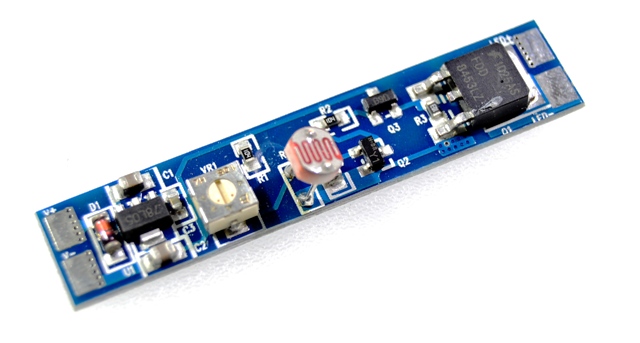 MasterLED Súmrakový spínač do lišty pre LED pásiky 8A 12V/96W 24/192W, 73309