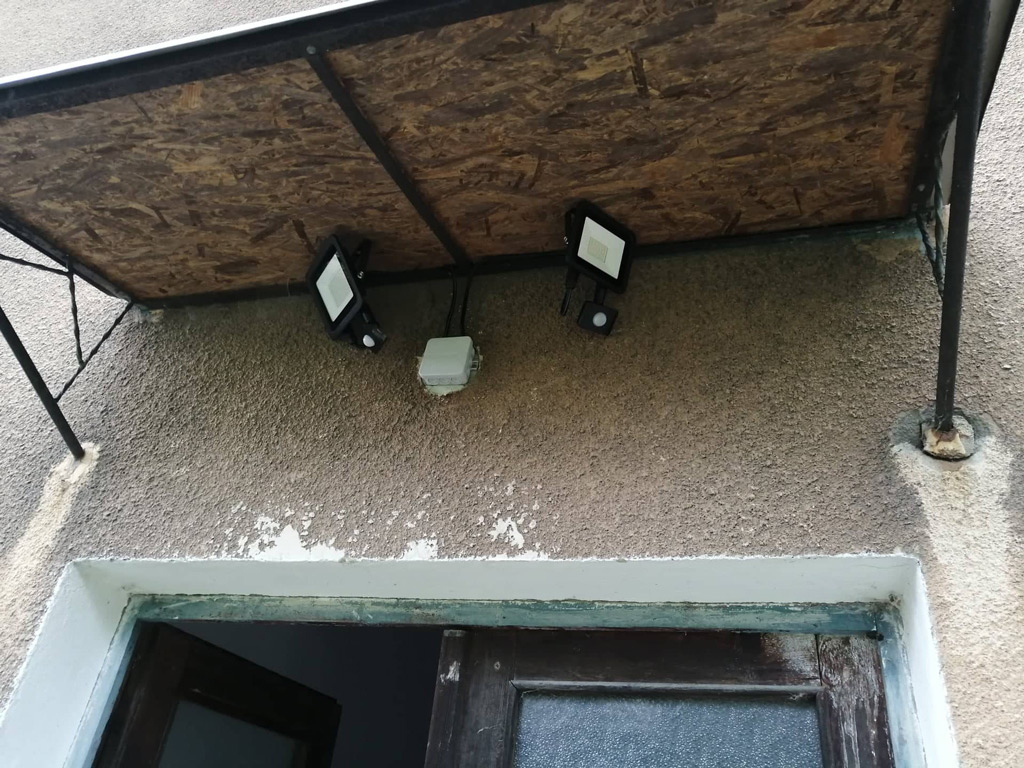 LED OSVĚTLENÍ BYTOVKY - KNĚŽICE 3