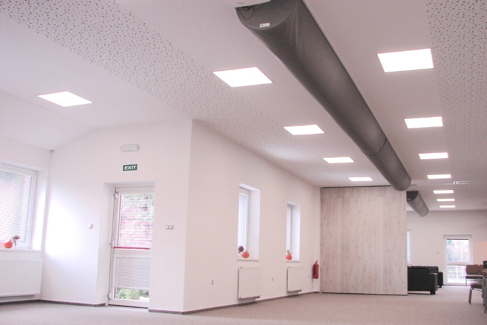 LED osvětlení Církev Třinec 1