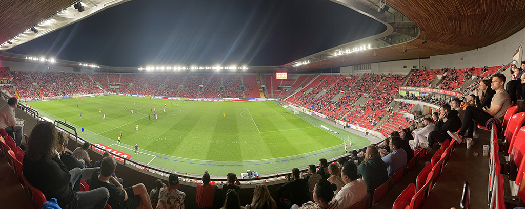 LED osvětlení fotbalového stadionu SK Slavia Praha 7