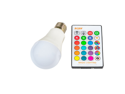 LED žárovka RGBW E27 360° RGB
