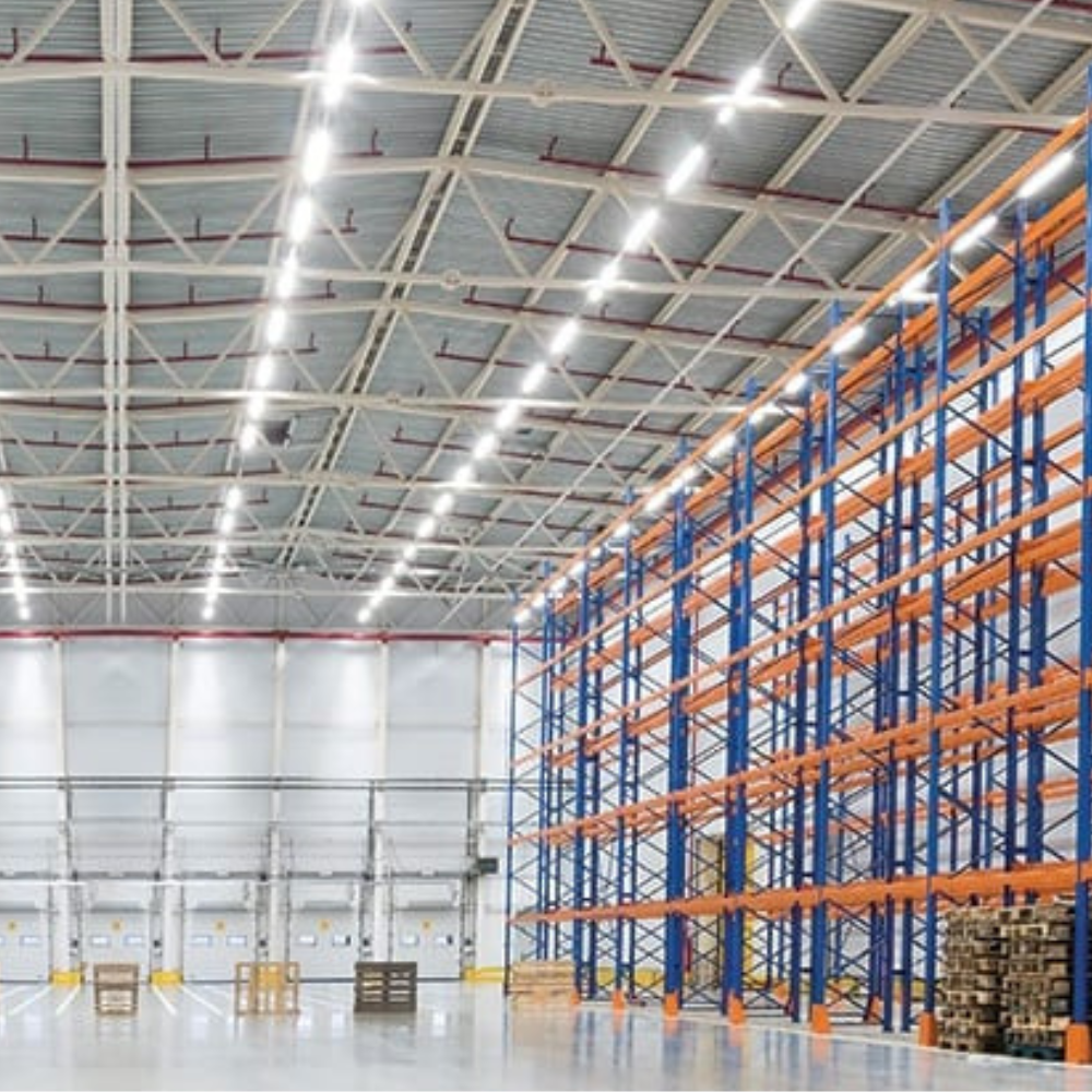 Úspora energie a maximální výkon: LED osvětlení pro průmyslové prostory