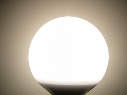 LED žárovka E27 LU12W 260° - Denní bílá