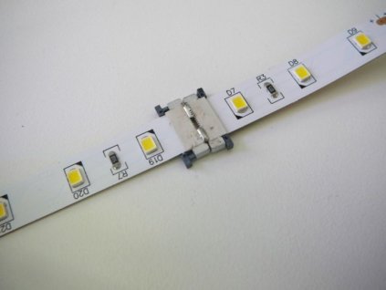 1barva spojka pro LED pásek - 8mm