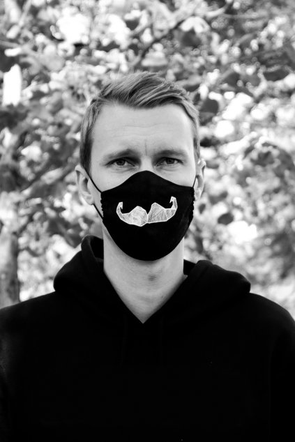 lefusek 2 movember knir rouska cerna