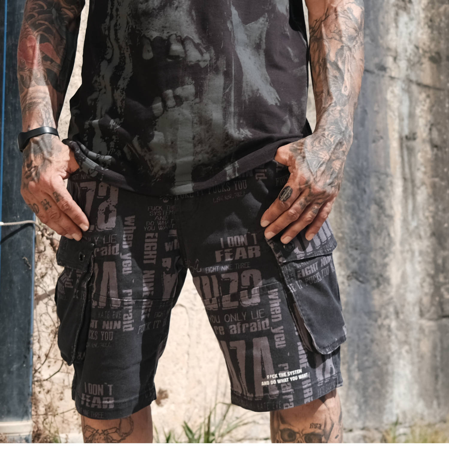 Pánské Yakuza Kraťasy Cargo Änyone Allover 23003 black Velikost: 40
