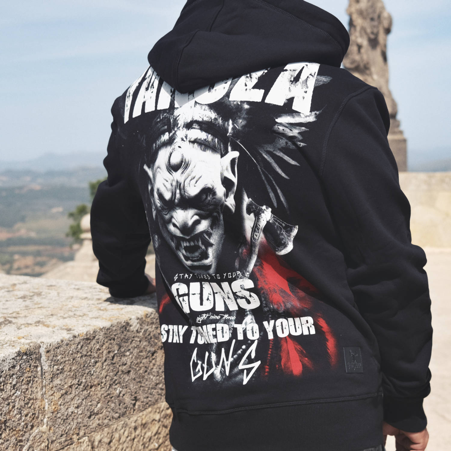 Yakuza Pánská mikina s kapucí Axe 24005 black Velikost: 4XL
