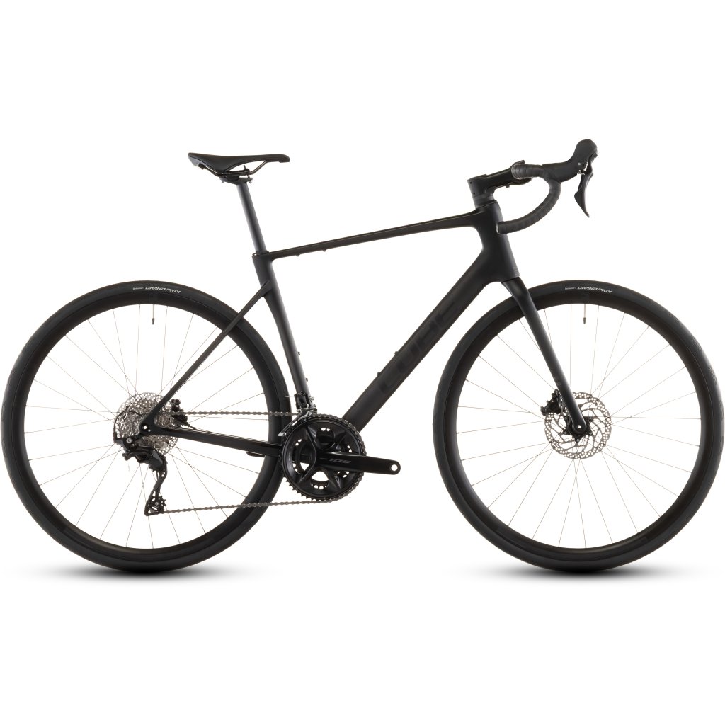 Cestný bicykel Cube Attain C:62 Race blackline kód produktu: 125500, veľkosť 62