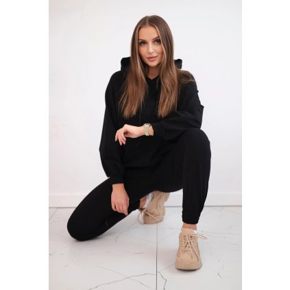 Čierna súprava s kapucňou