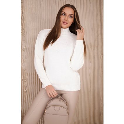 Rolákový sveter v ecru farbe