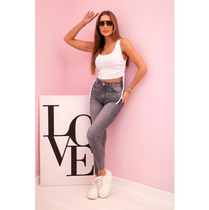 Rebrovaná dámska blúzka s bočnými šnúrkami biela