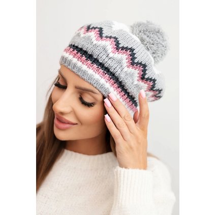 Dámska zimná vlnená čiapka s brmbolcom a farebným vzorom K435 biela + sivá