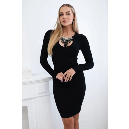 Úpletové šaty s ozdobou na výstrihu čierne