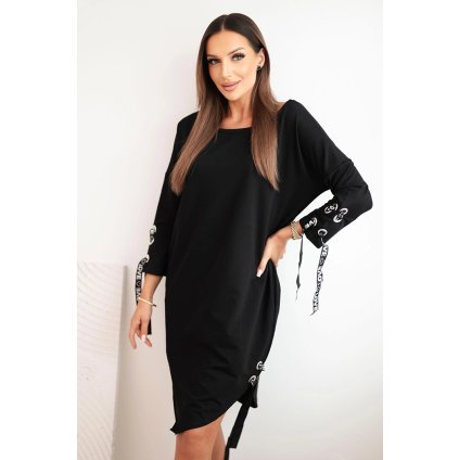 Dámske asymetrické šaty s ozdobnými páskami a 3/4 rukávom Čierna
