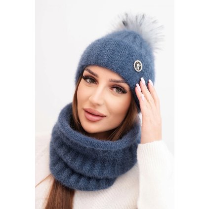 Dámsky zimný set s brmbolcom a rifľovým komínom