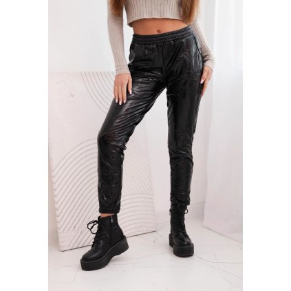 Čierne dvojvrstvové nohavice z velúru